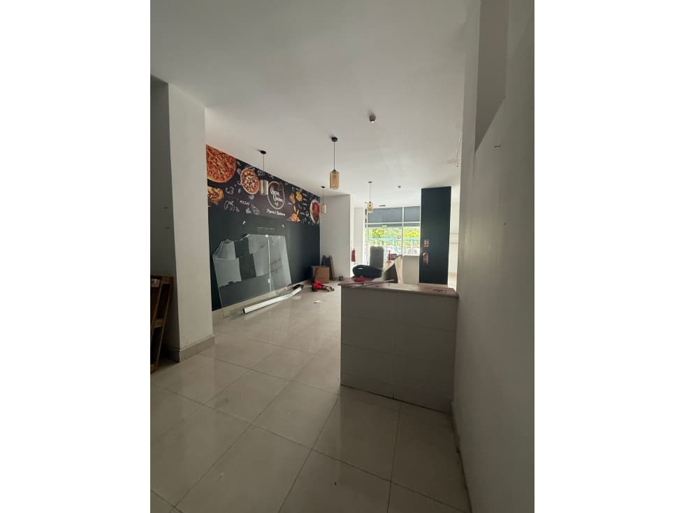 ¡¡SE ALQUILA !! LOCAL COMERCIAL en RIO ABAJO AV.PULIDA — foto 4