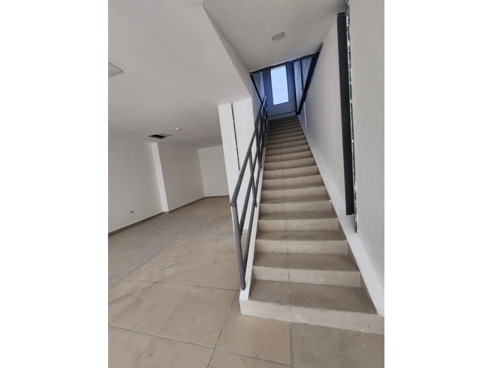 SE ALQUILA LOCAL COMERCIAL EN SAN FRANCISCO — foto 4