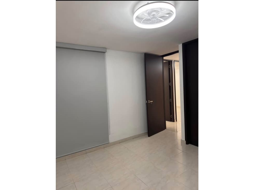 Se alquila apartamento en PH McGregor Point, Condado del Rey — foto 4