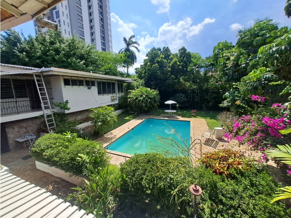 SE VENDE CASA EN BELLA VISTA — foto 1