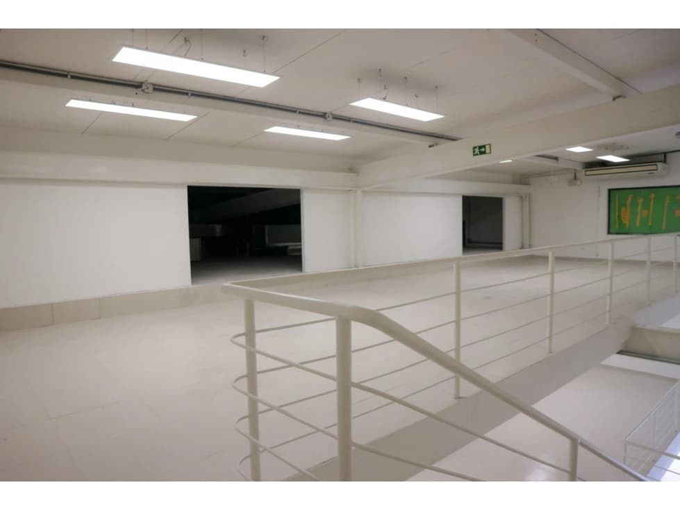 Se Alquila Local Comercial 448 Mts Los Pueblos USD4,000,00+Itbms — foto 6