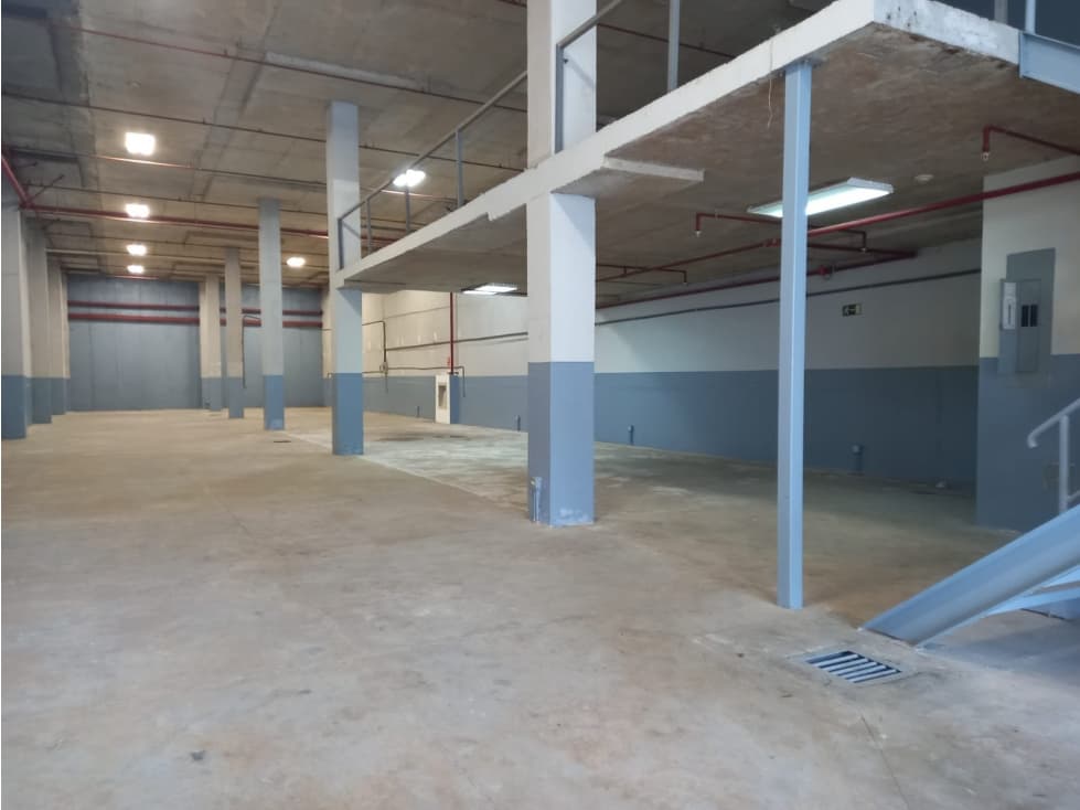 Se Alquila Ofi-Bodega 685 Mts Av. Nacional USD3,200/+Itbms — foto 5