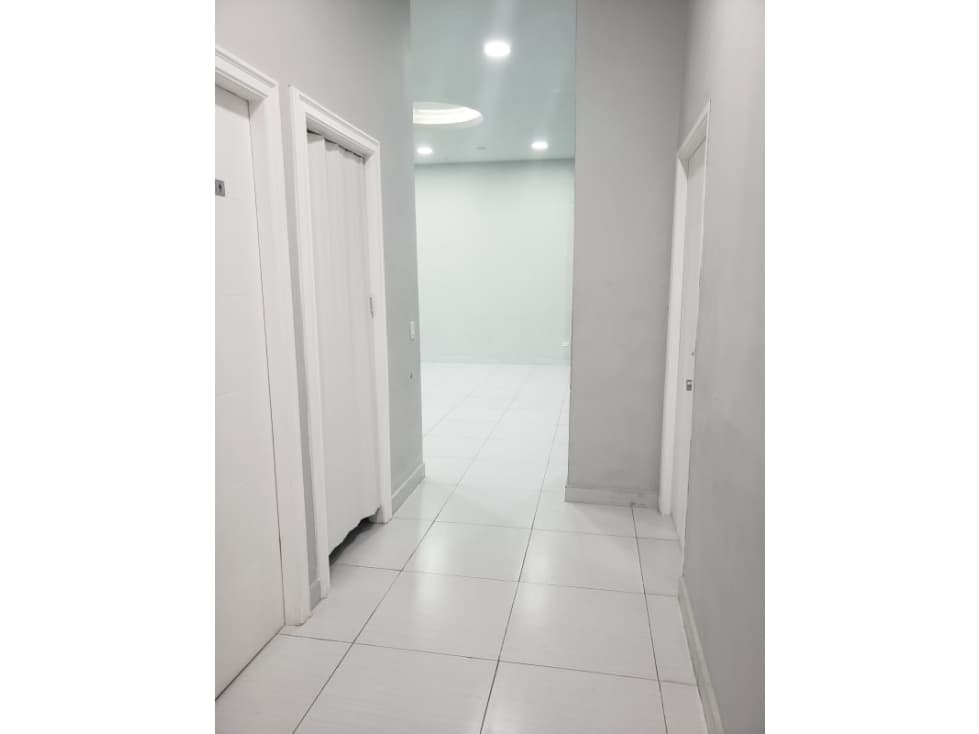 Alquilo local listo para ocupar en bella vista — foto 6
