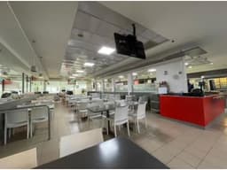 Alquilo o Vendo Extraordinario Local en Via España Gran Oportunidad
