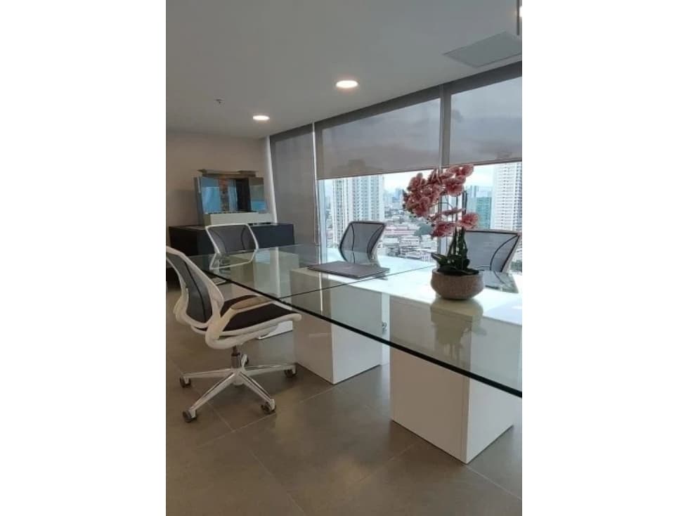 Se Alquila Oficina 104 Mts Obarrio USD$954,00+Itbms — foto 1