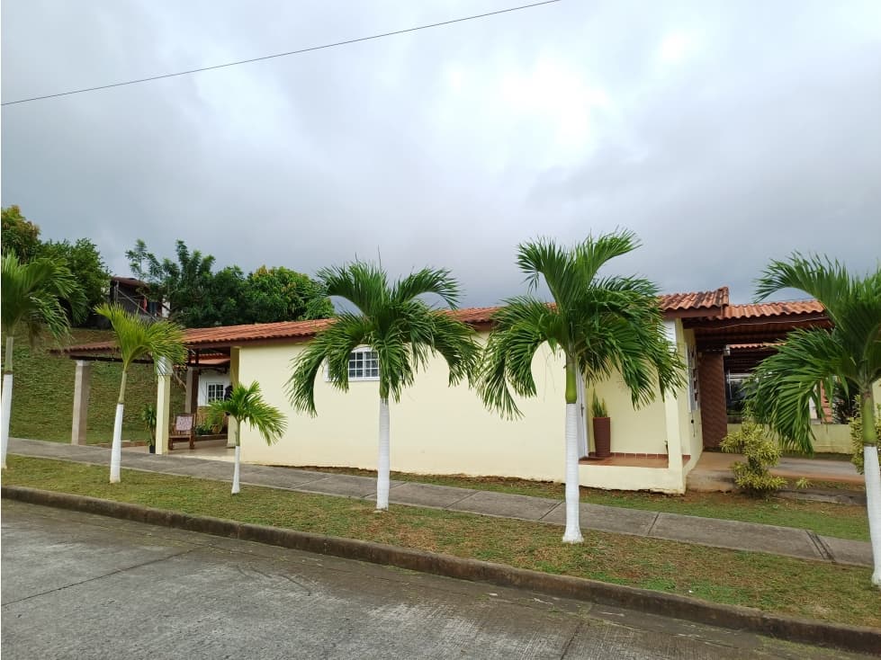 SE VENDE CASA EN BRISAS DEL GOLF ARRAIJAN — foto 4
