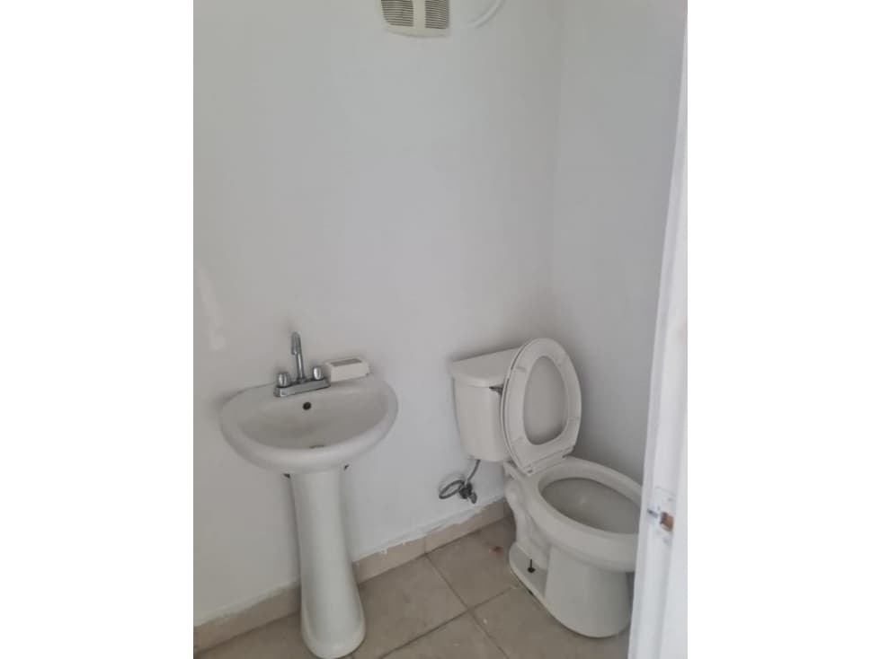 ¡¡SE VENDE!! Local Comercial en Parque Lefevre — foto 5