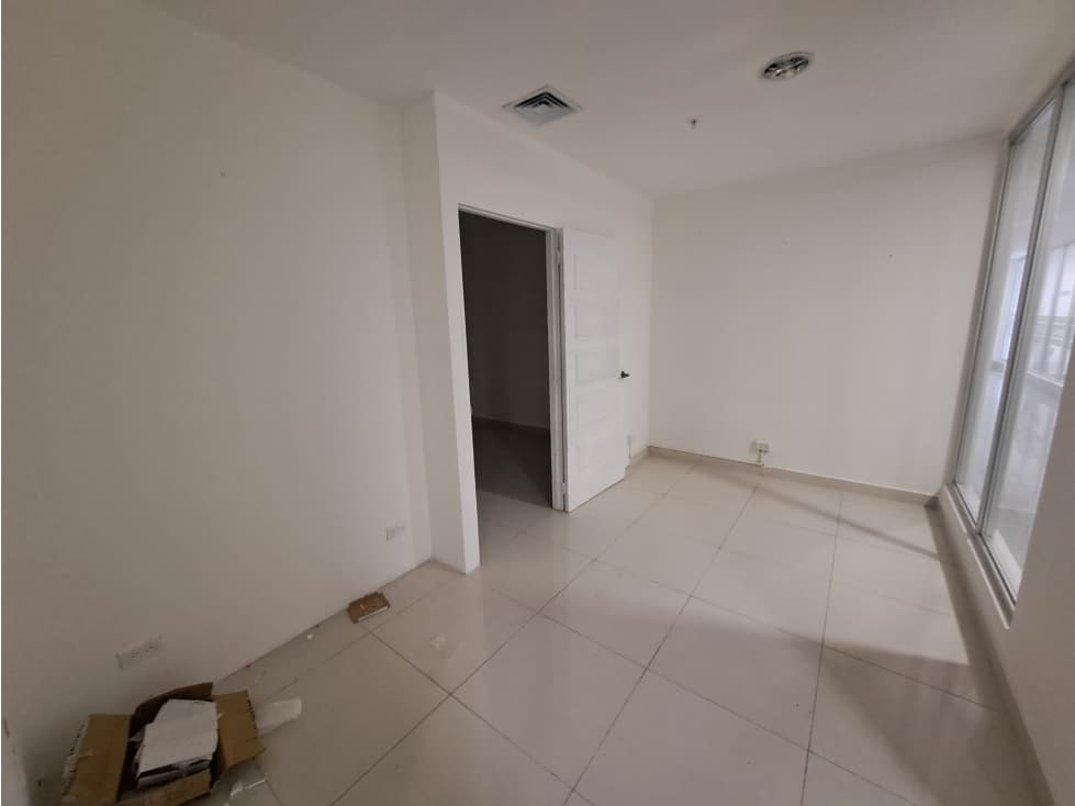 SE VENDE OFICINAS EN COSTA DEL ESTE — foto 3