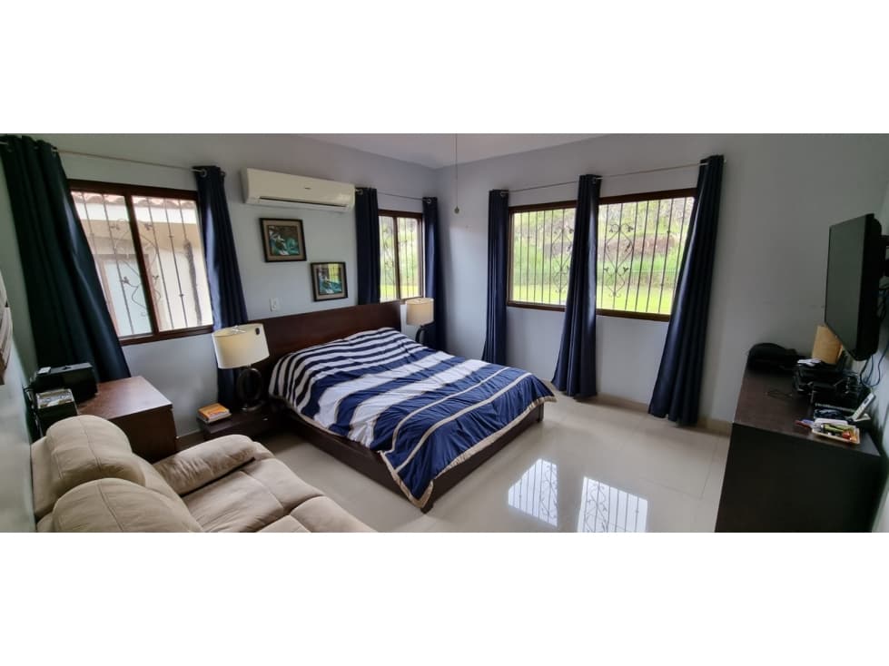 Se Vende Casa en San Miguelito $ 300 k — foto 5
