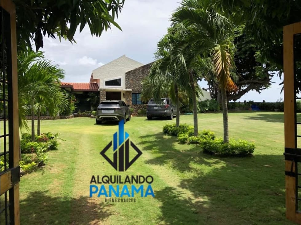 Se Alquila Casa de Playa 600 Mts Costa Esmeralda USD$5,500,oo — foto 1