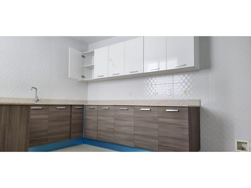 SE VENDE APARTAMENTO EN CONDADO DEL REY JG — foto 3