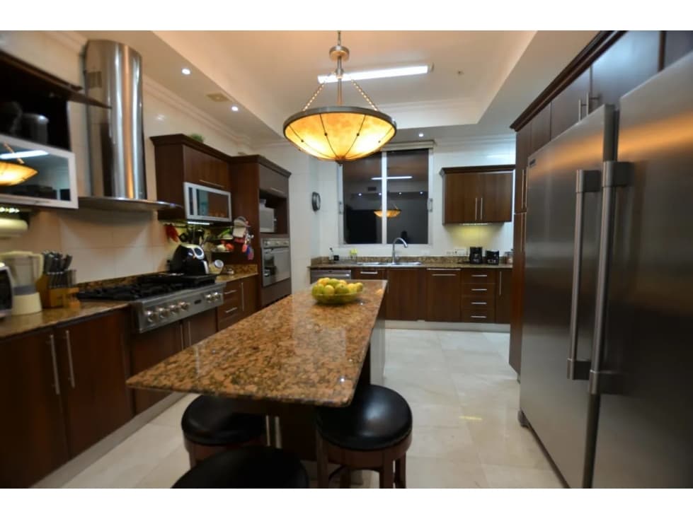 Se Alquila Penthouse 456 Mts L.B. Costa del Este USD$5,500,00 — foto 6