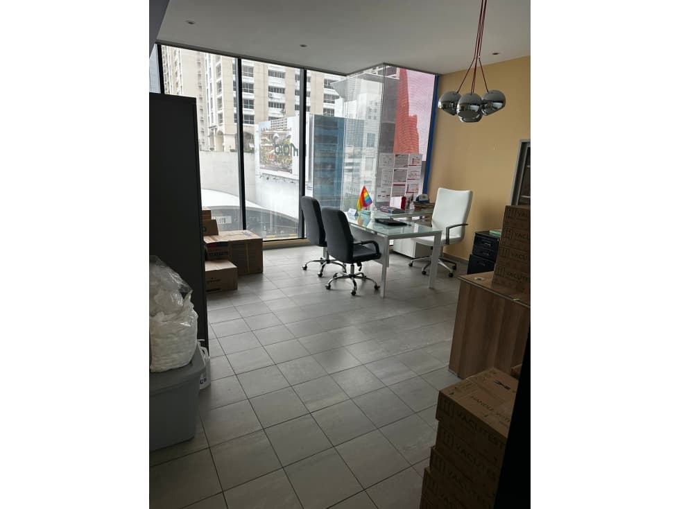 ALQUILO OFICINA EN OBARRIO — foto 5