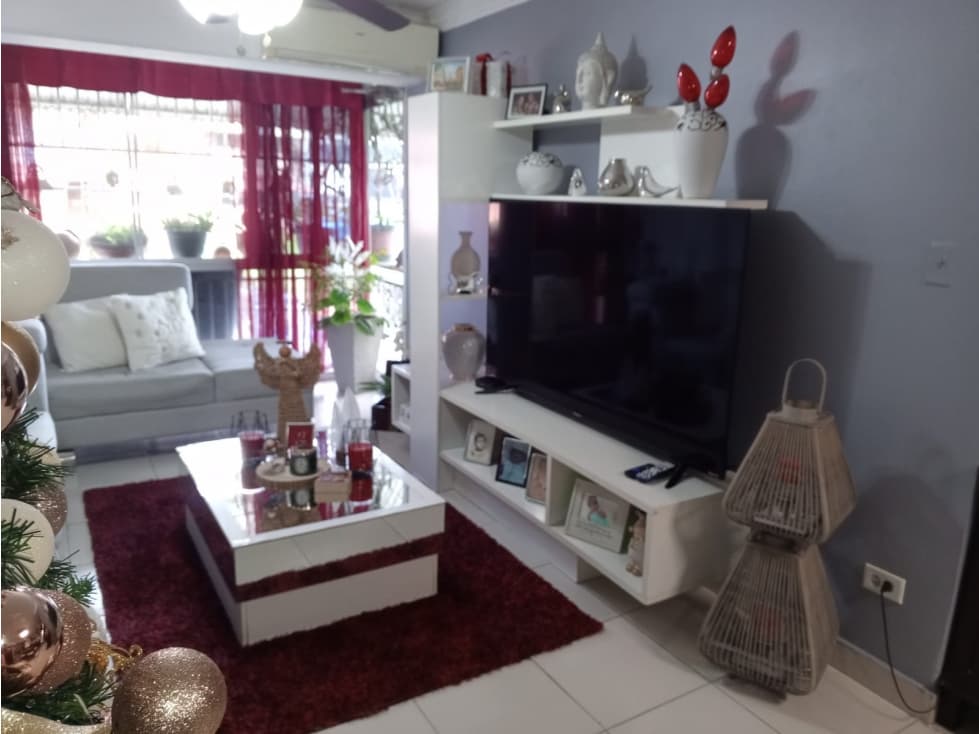 Apartamento de 100 m² en venta en Hato Pintado — foto 3