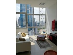 ALQUILO APARTAMENTO EN CALLE 50