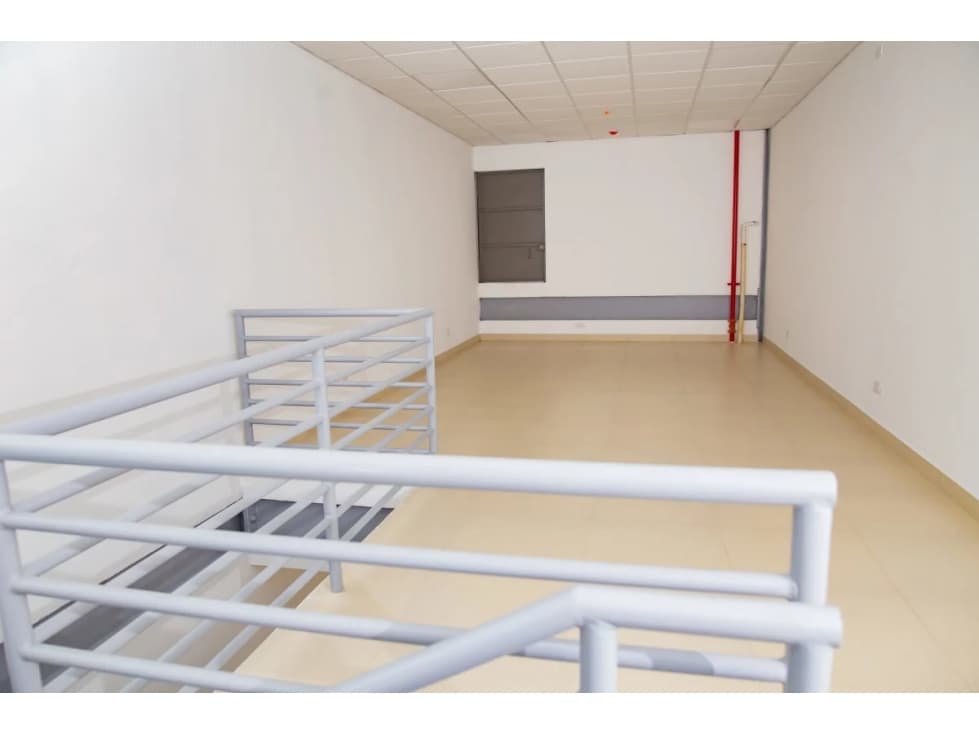 Se Alquilan Locales Comerciales desde 75 Mts USD2,500,oo+itbms — foto 4