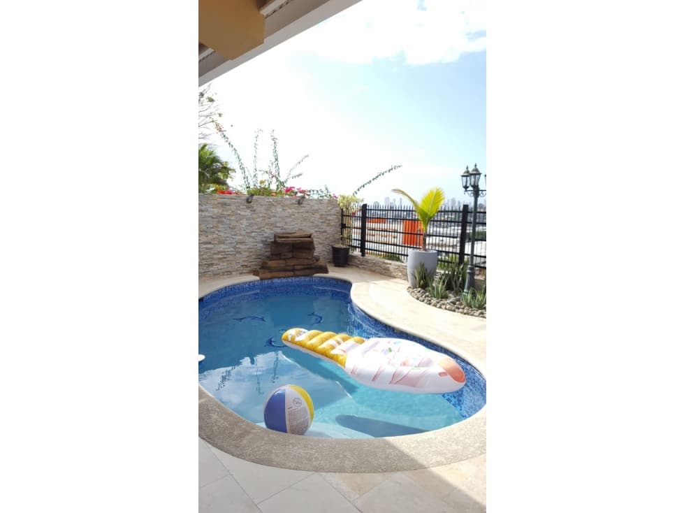 SE VENDE HERMOSA CASA EN EL DORAL — foto 2