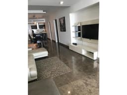 SE ALQUILA APARTAMENTO AMOBLADO EN AV. BALBOA