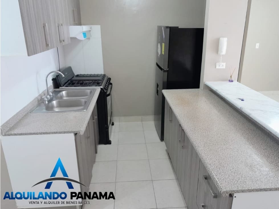 ALQUILER DE APARTAMENTO EN PUEBLO NUEVO — foto 5