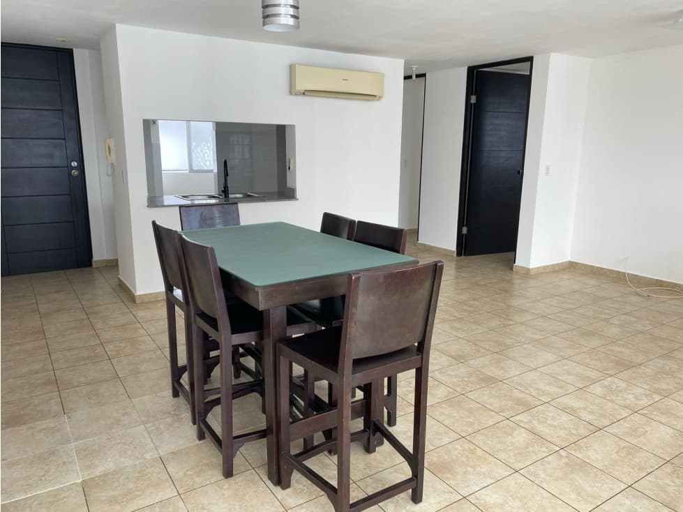 VENDO APARTAMENTO EN 12 DE OCTUBRE — foto 1