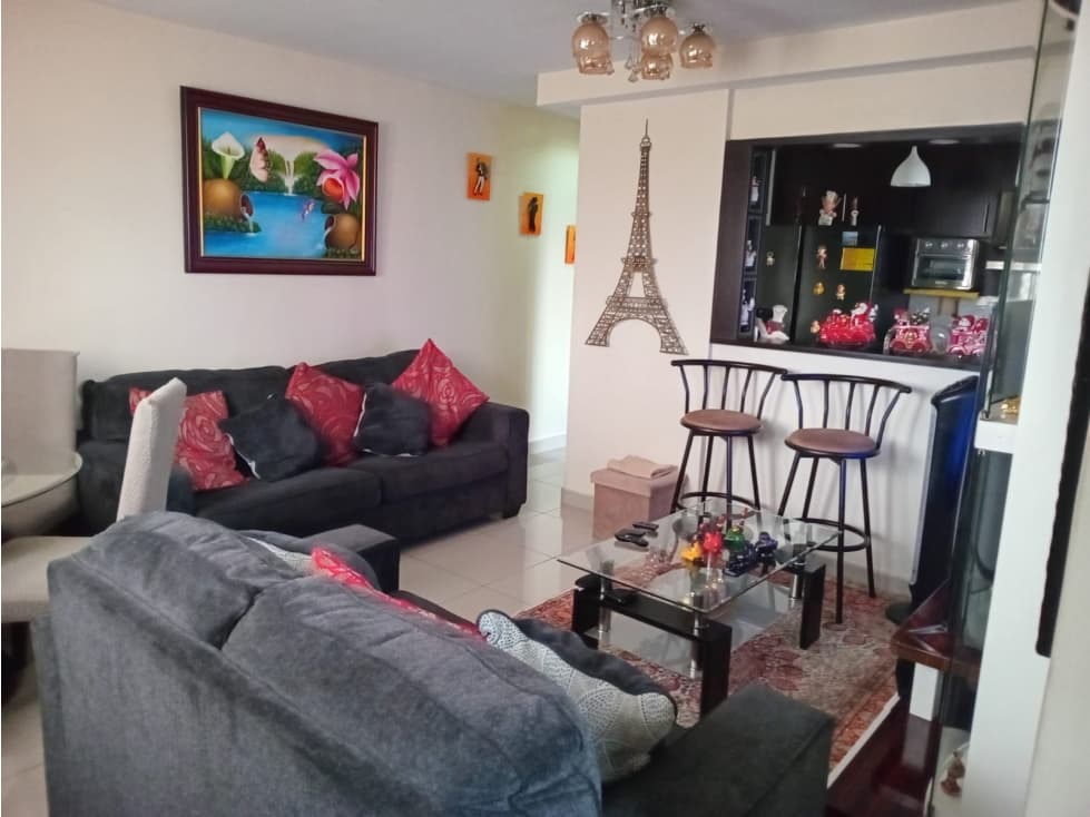ALQUILO APARTAMENTO EN PARQUE LEFEVRE — foto 1