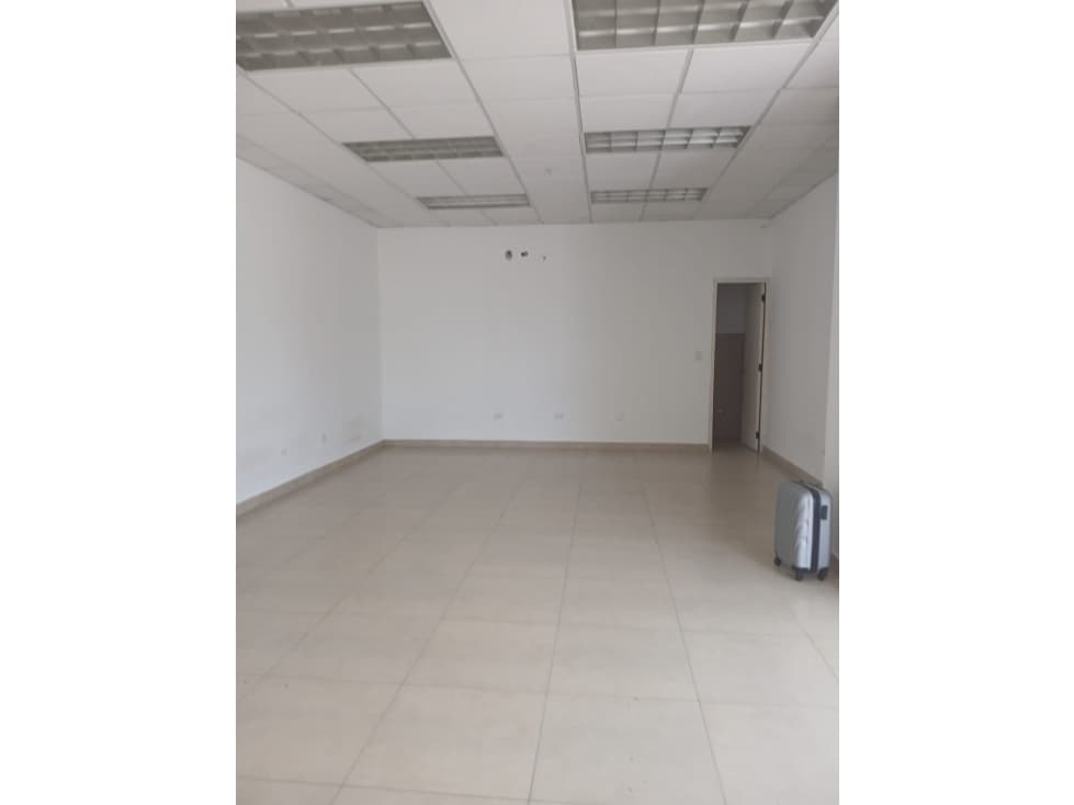 Se Alquila Con Opción a Compra Galera en Mañanitas — foto 3