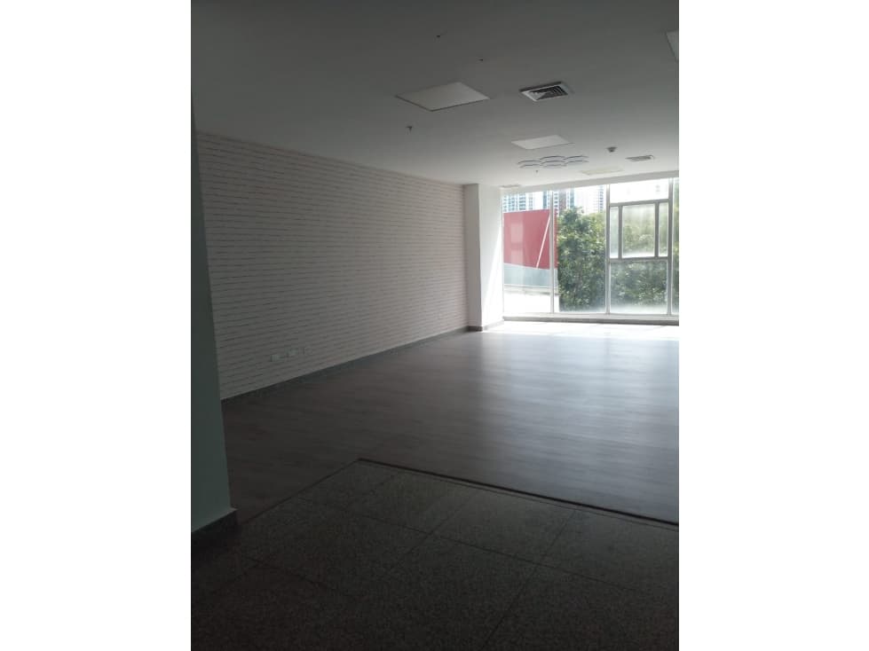 SE ALQUILAN OFICINAS EN COSTA DEL ESTE — foto 3