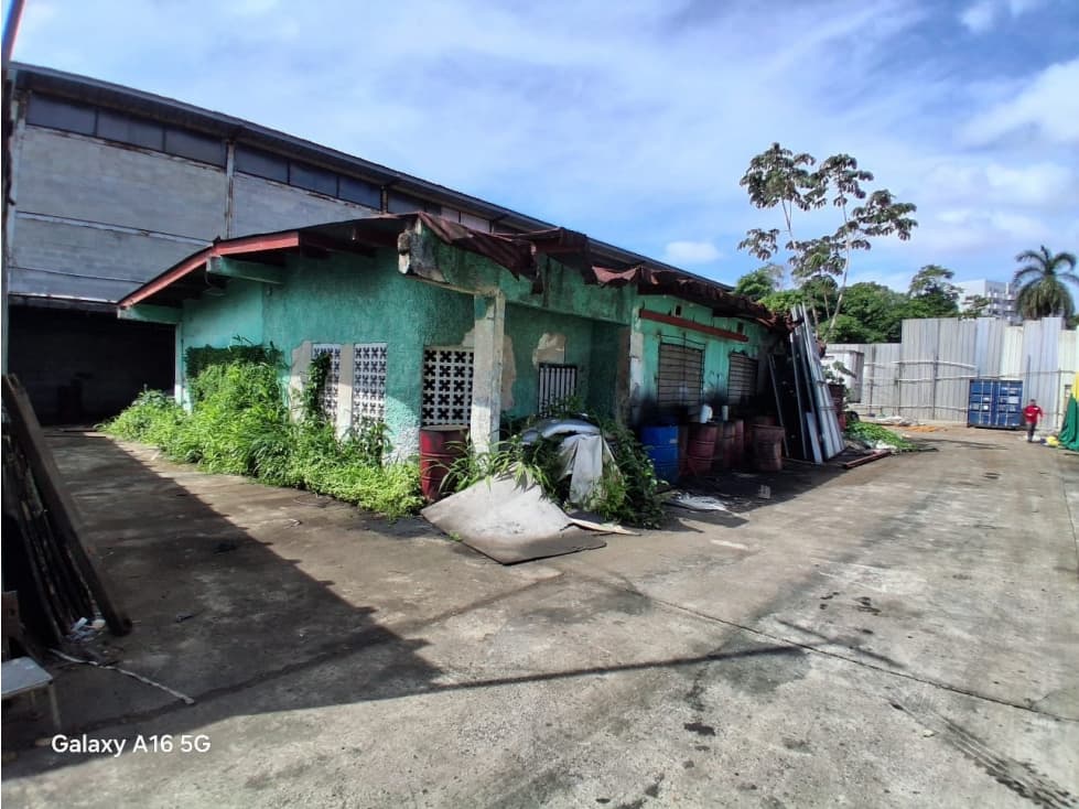 Se Vende Edificio en Rio Abajo — foto 5