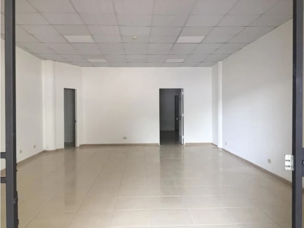 Se Alquila Local 106.88 Mts Albrook USD$1,213,oo+Itbms 11 — foto 6