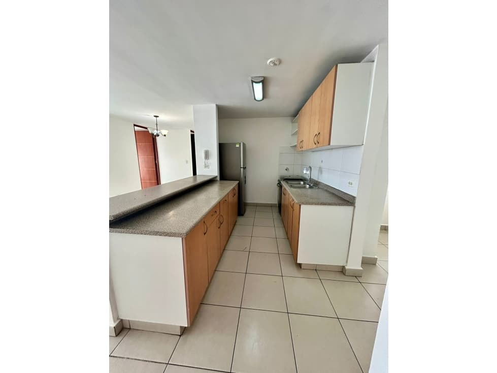 VENDO APARTAMENTO EN 12 DE OCTUBRE — foto 4