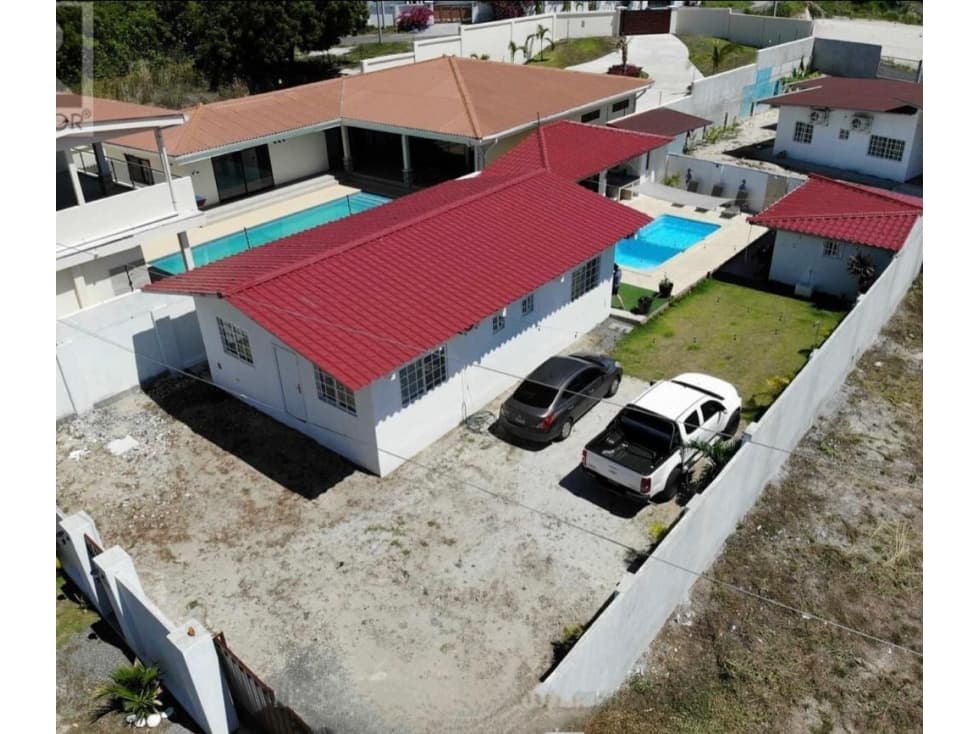 VENTA DE CASA DE PLAYA EN COSTA ESMERALDA — foto 3