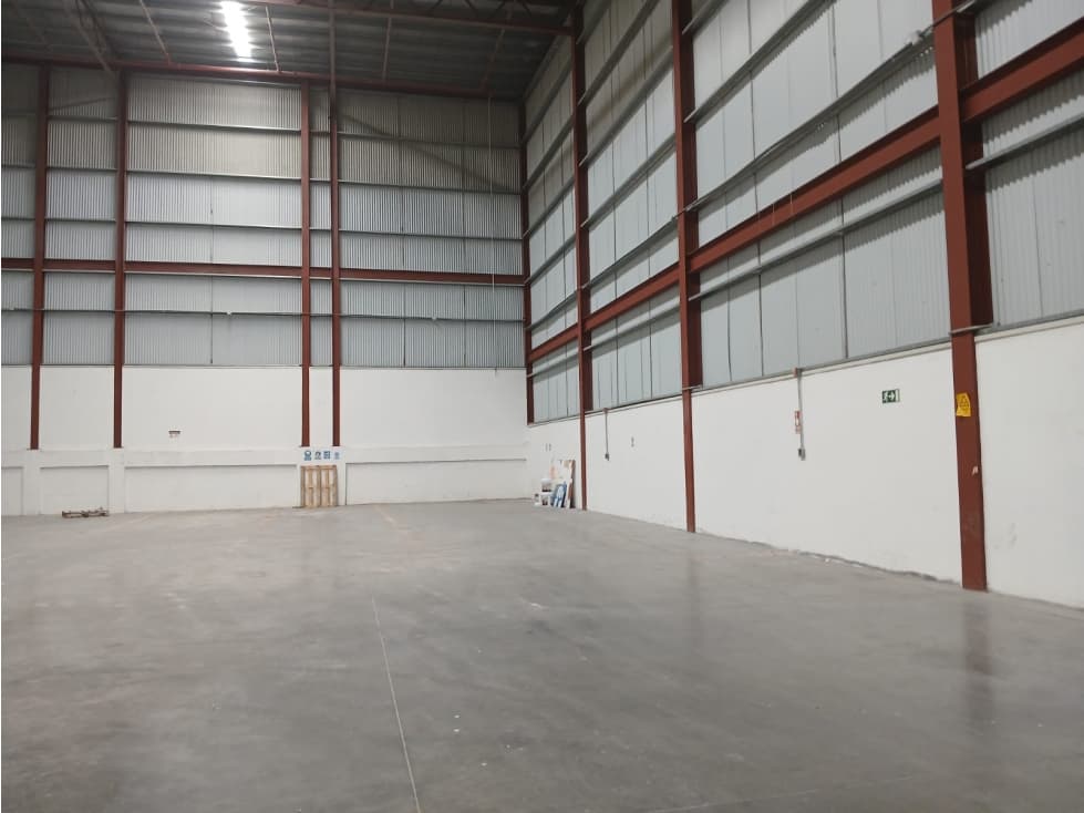 Se Alquila Con Opción a Compra Galera en Mañanitas — foto 1