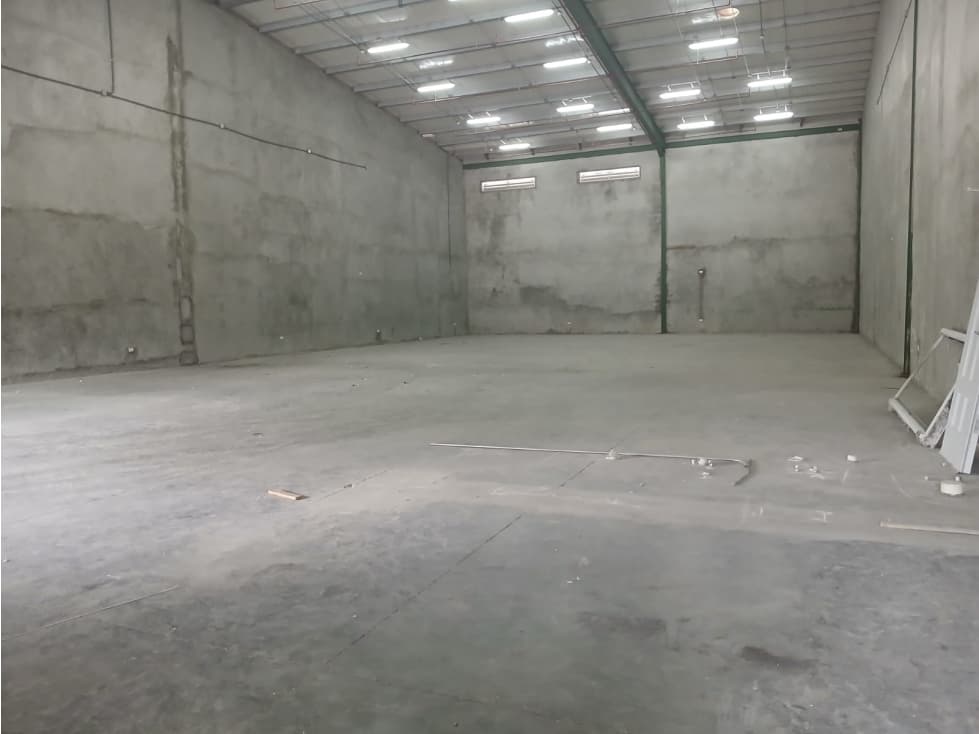 Se Alquila Galera en Tocumen — foto 1