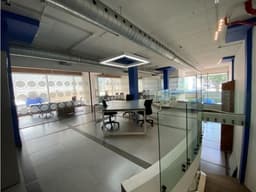 Se Alquila Oficina Amoblada Obarrio.Sam.Lewis 404 Mts $6.065.oo P/B