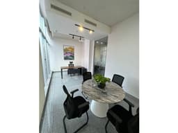 Se Alquila Oficina Amoblada 84 Mts Obarrio usd$1,175,oo+itbms