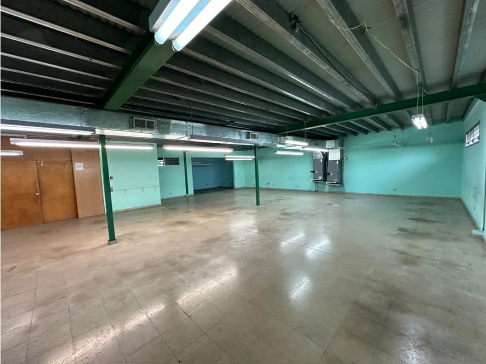 Se Vende Galera 950 Mts Bella Vista USD$1,500,000,00 — foto 2