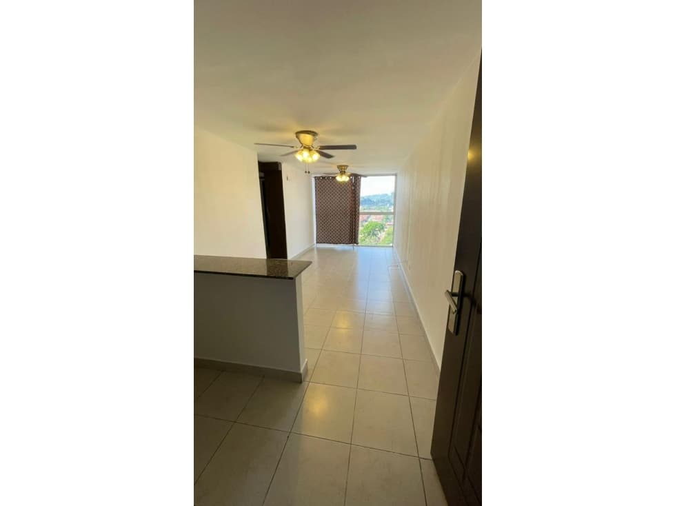 VENDO APARTAMENTO EN 12 DE OCTUBRE — foto 2
