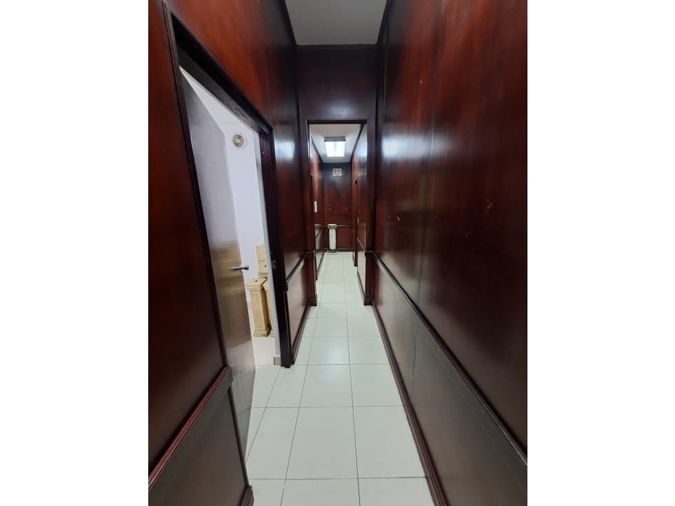 SE ALQUILA CASA COMERCIAL EN BELLA VISTA — foto 3