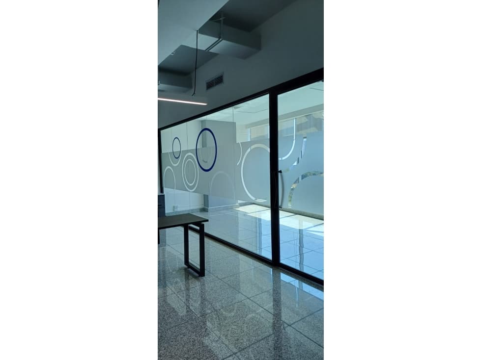 SE ALQUILAN OFICINAS EN COSTA DEL ESTE — foto 3