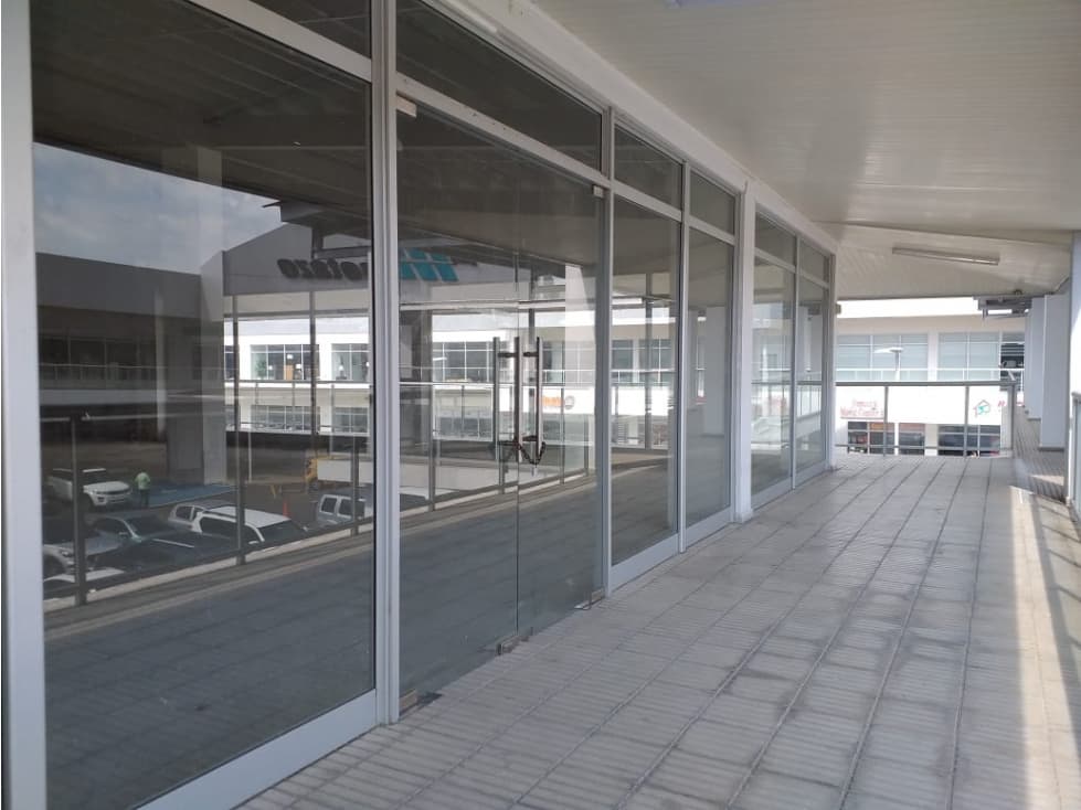 Se Alquila Local Comercial en Costa Sur — foto 5