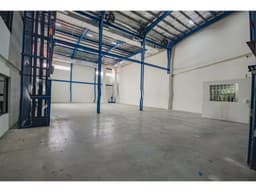 Se Alquila OfiBodega en Costa Del Este