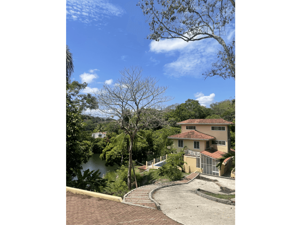 Casa Frente Al Lago Las Cumbres — foto 2