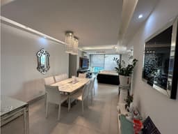SEA CONFIABLE VENDE O ALQUILA APARTAMENTO EN PH SKY POINT AMOBLADO