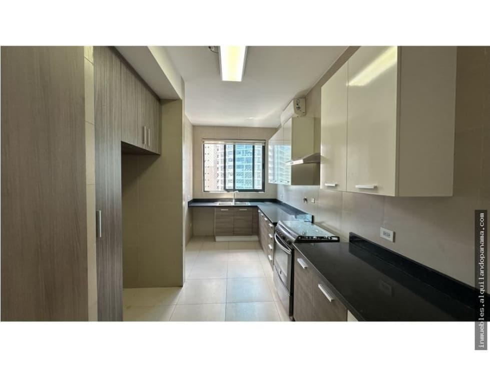 SEA CONFIABLE VENDE APARTAMENTO EN PH DELUXE — foto 4