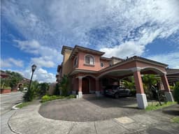SEA CONFIABLE ALQUILA HERMOSA CASA EN EL DORAL