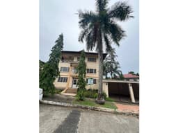 SEA CONFIABLE VENDE ESPACIOSA CASA CON PISCINA EN ALBROOK
