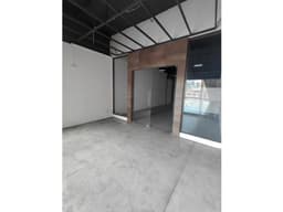 Local comercial listo para operar | Alto flujo vehicular y peatonal