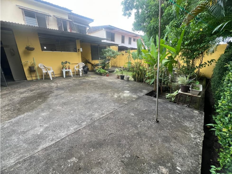 SEA CONFIABLE VENDE HERMOSA CASA EN CHANIS — foto 1