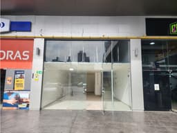SEA CONFIABLE ALQUILA LOCAL EN CITY PLAZA VÌA PORRAS 2 NIVELES