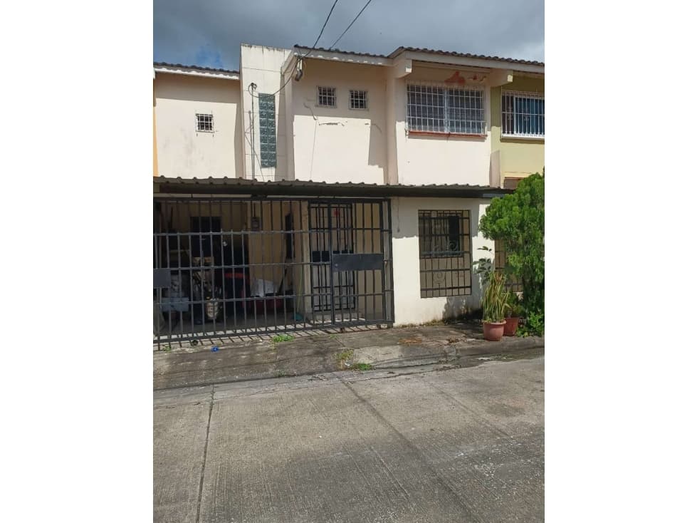 SEA CONFIABLE VENDE CASA DUPLEX EN SAN ISIDRO — foto 1